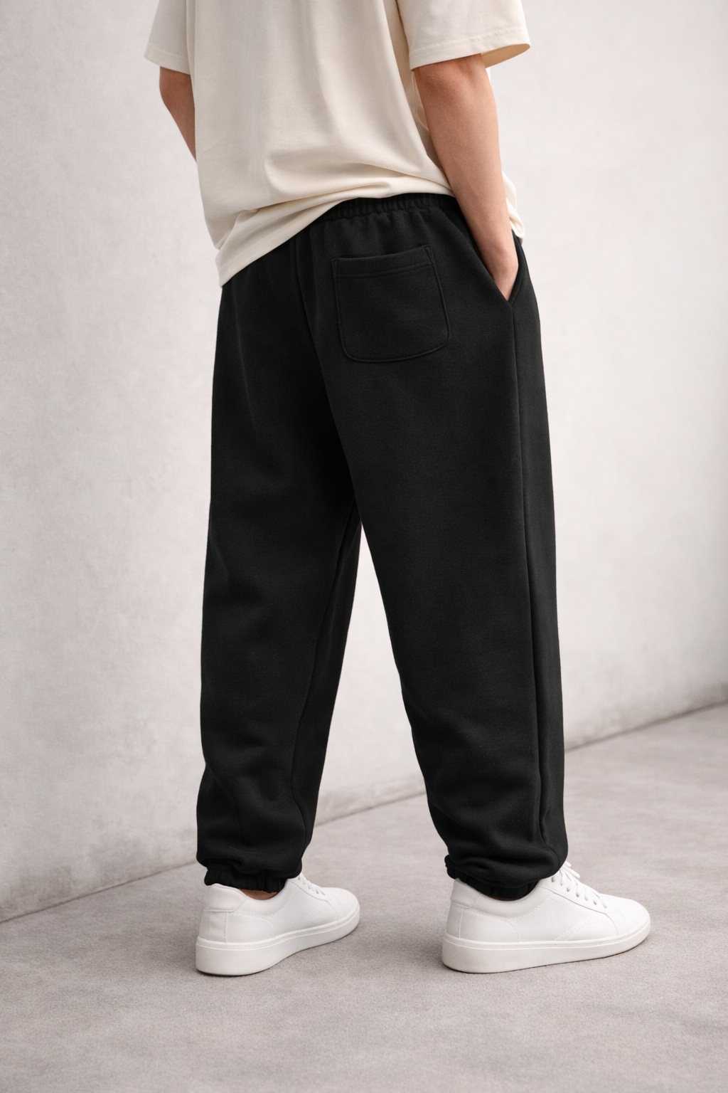 Everyday Comfort Sweatpants- Black